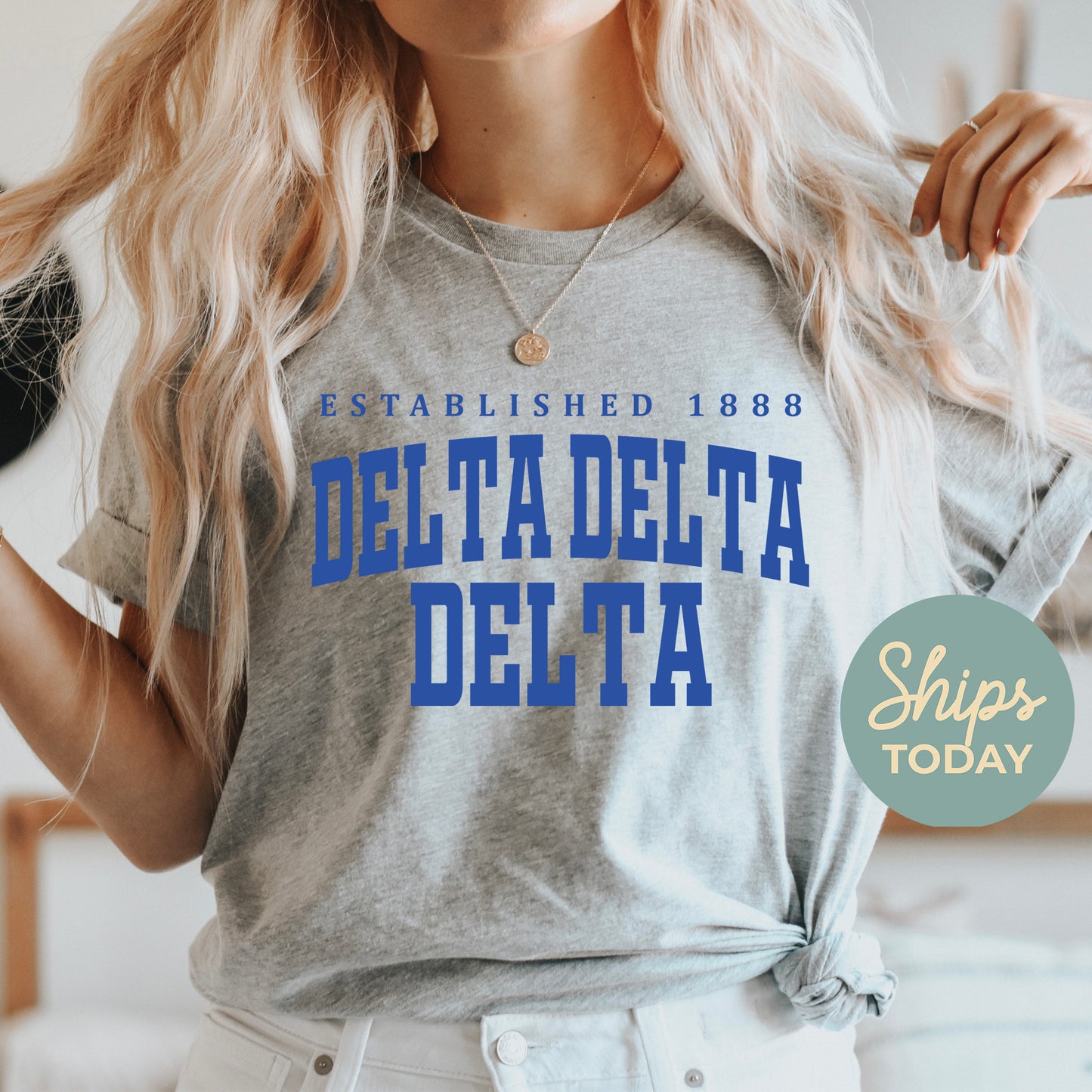 Delta Delta Delta Bold Letters Sorority T-shirt _ 35130g