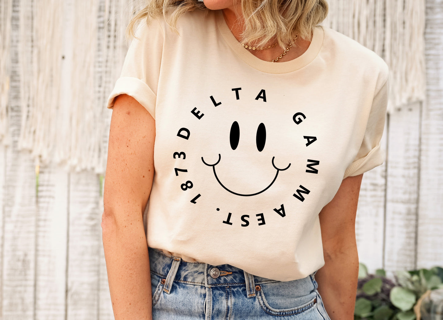 Delta Gamma Smiley Face Halo Sorority T-shirt _ 2510g