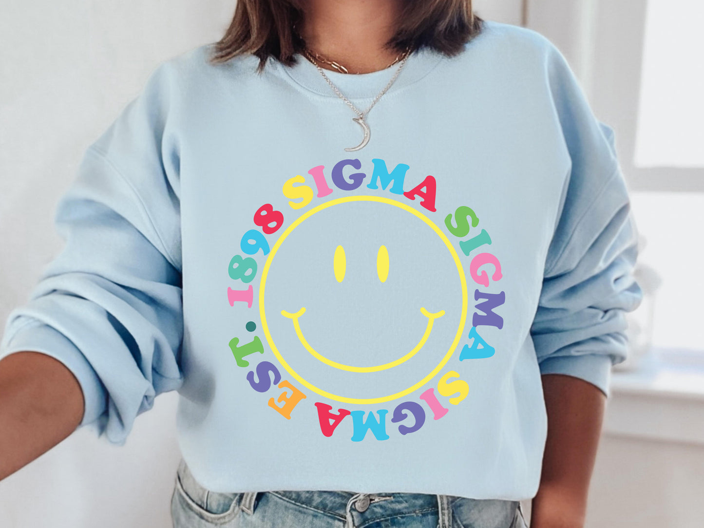Sigma Sigma Sigma Radiating Smiley Face Sorority Sweatshirt _ 3252g