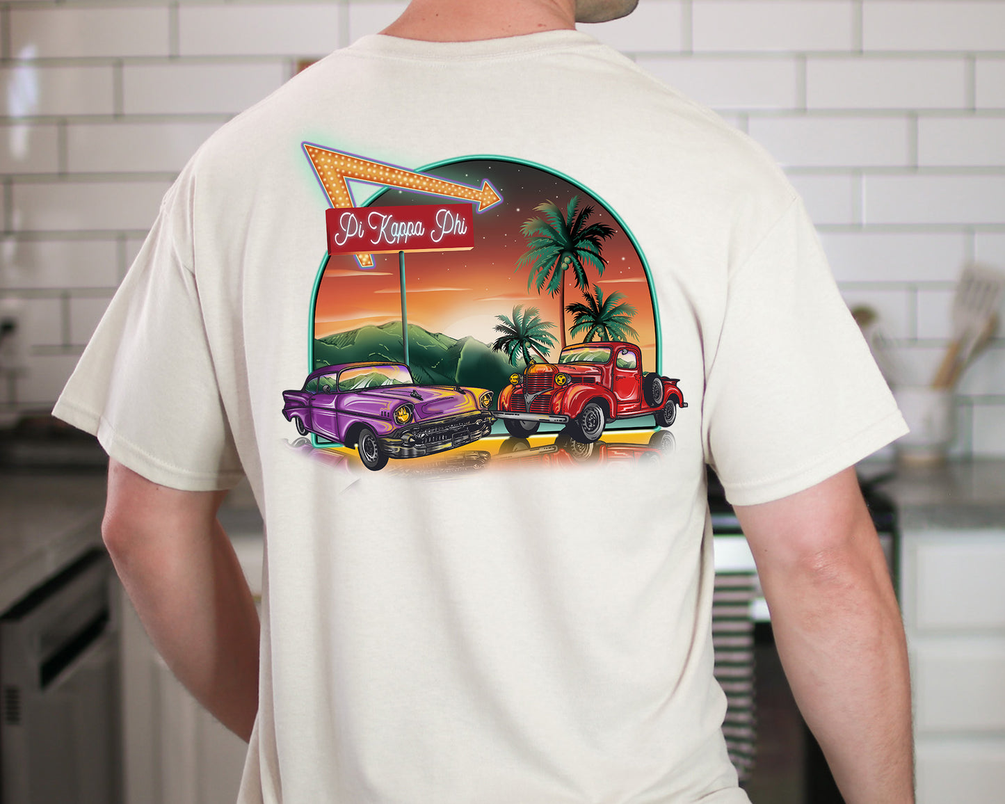 Pi Kappa Phi Vintage Retro Fraternity T-shirt _ 32646g