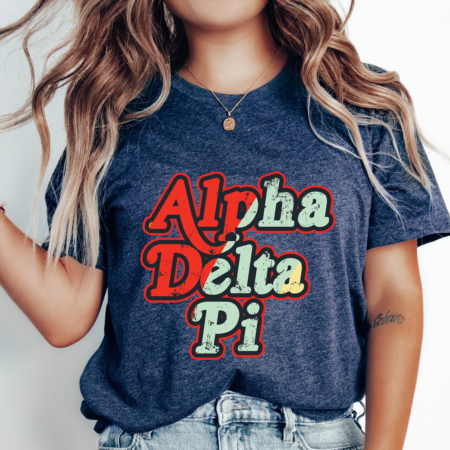 a woman wearing a shirt that says aloh delta pi