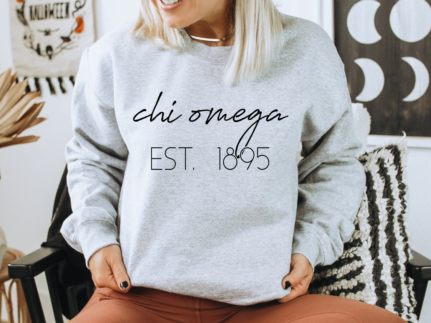 Chi Omega Black Calligraphy Sorority Sweatshirt _ 2326g