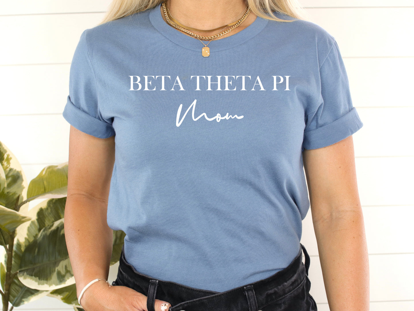 Beta Theta Pi Cursive Mom Fraternity T-shirt _ 2024g