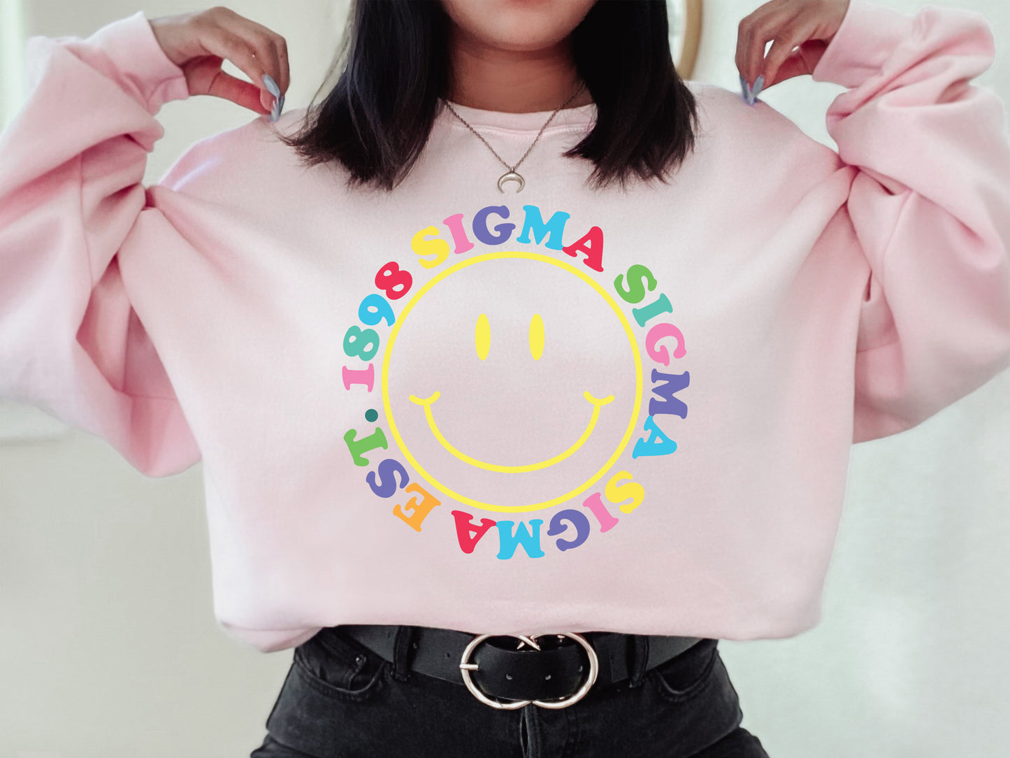 Sigma Sigma Sigma Radiating Smiley Face Sorority Sweatshirt _ 3252g