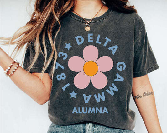 Delta Gamma Floral Alumna Sorority T-shirt _ 2562g