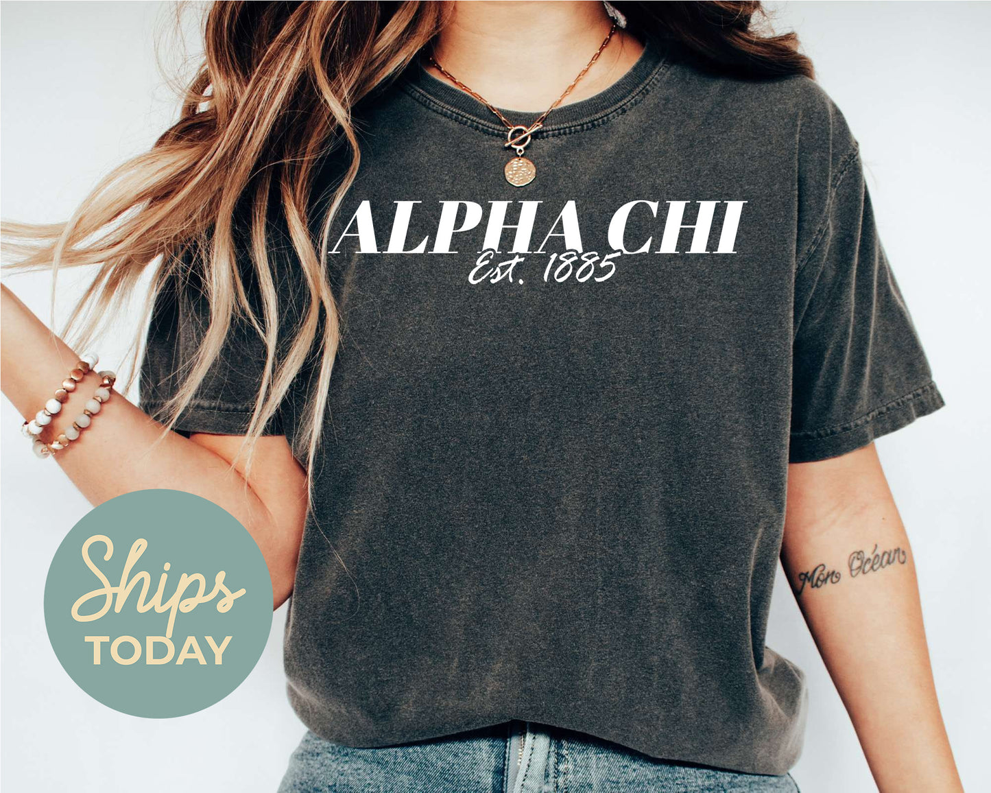 Alpha Chi Omega Mom Sorority T-shirt _ 30817g