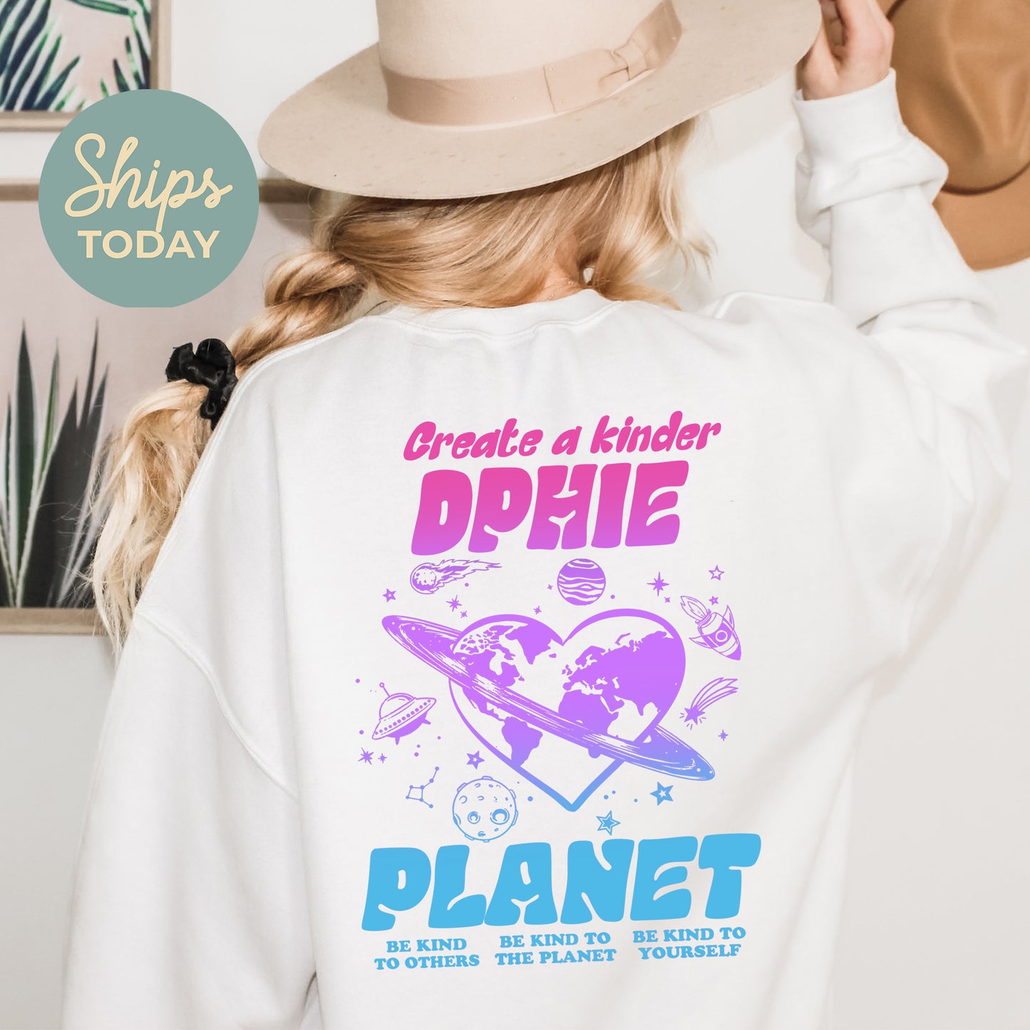Delta Phi Epsilon Ombre Worlds Sorority Sweatshirt _ 35553g