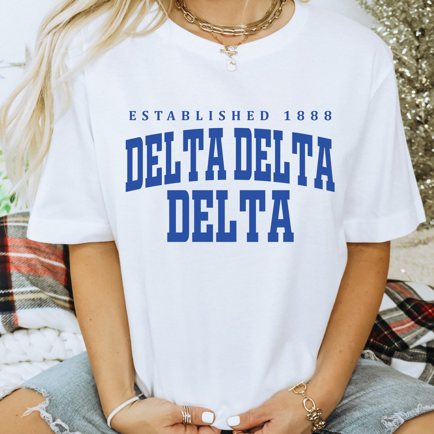 Delta Delta Delta Bold Letters Sorority T-shirt _ 35130g
