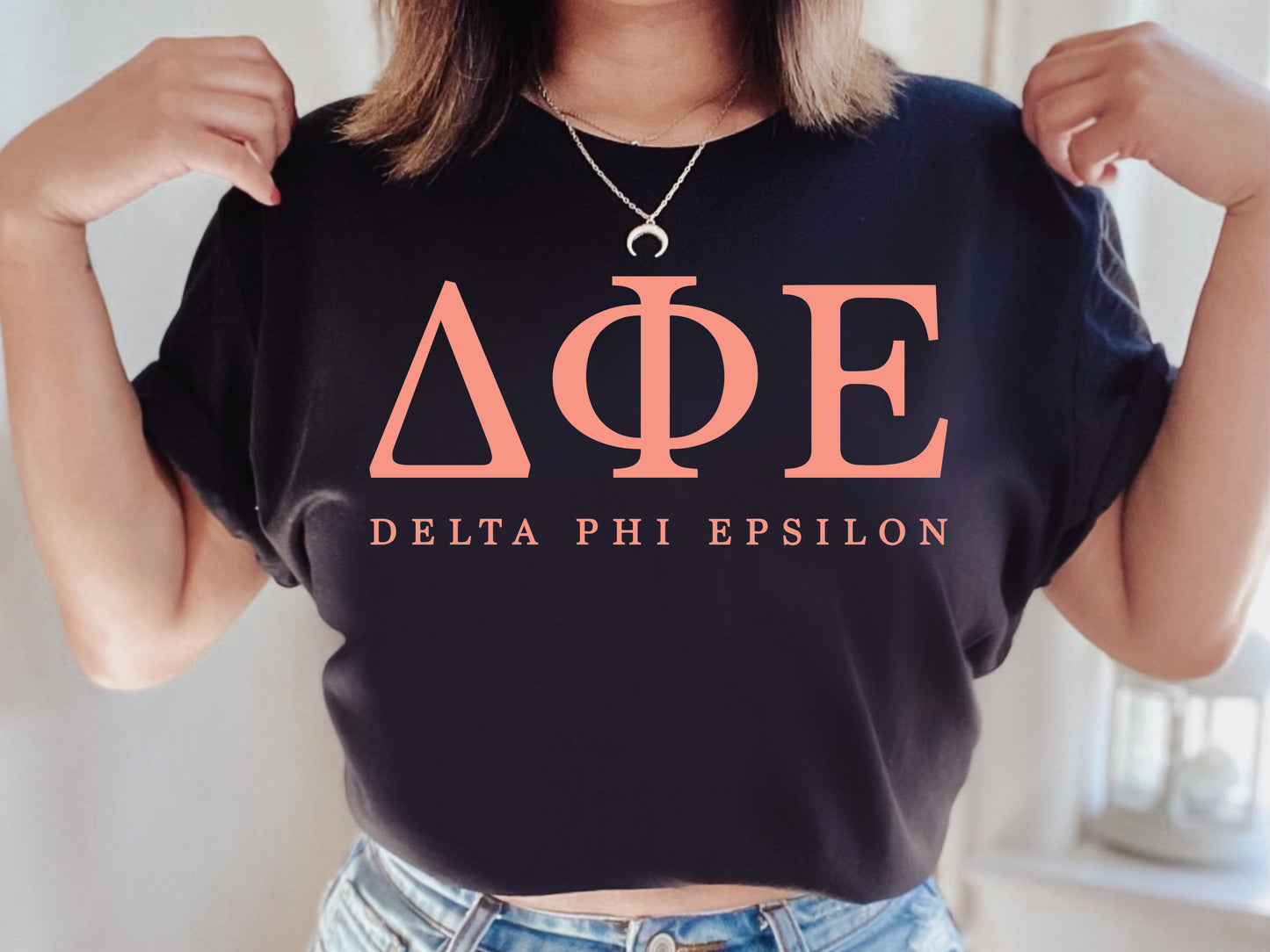 Delta Phi Epsilon Pink Personality Sorority T-shirt _ 660g