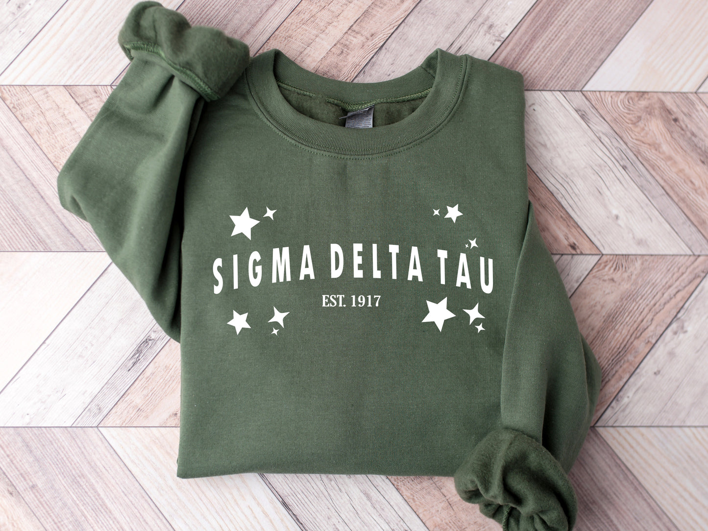 Sigma Delta Tau Arched Star Sorority Sweatshirt _ 2286g