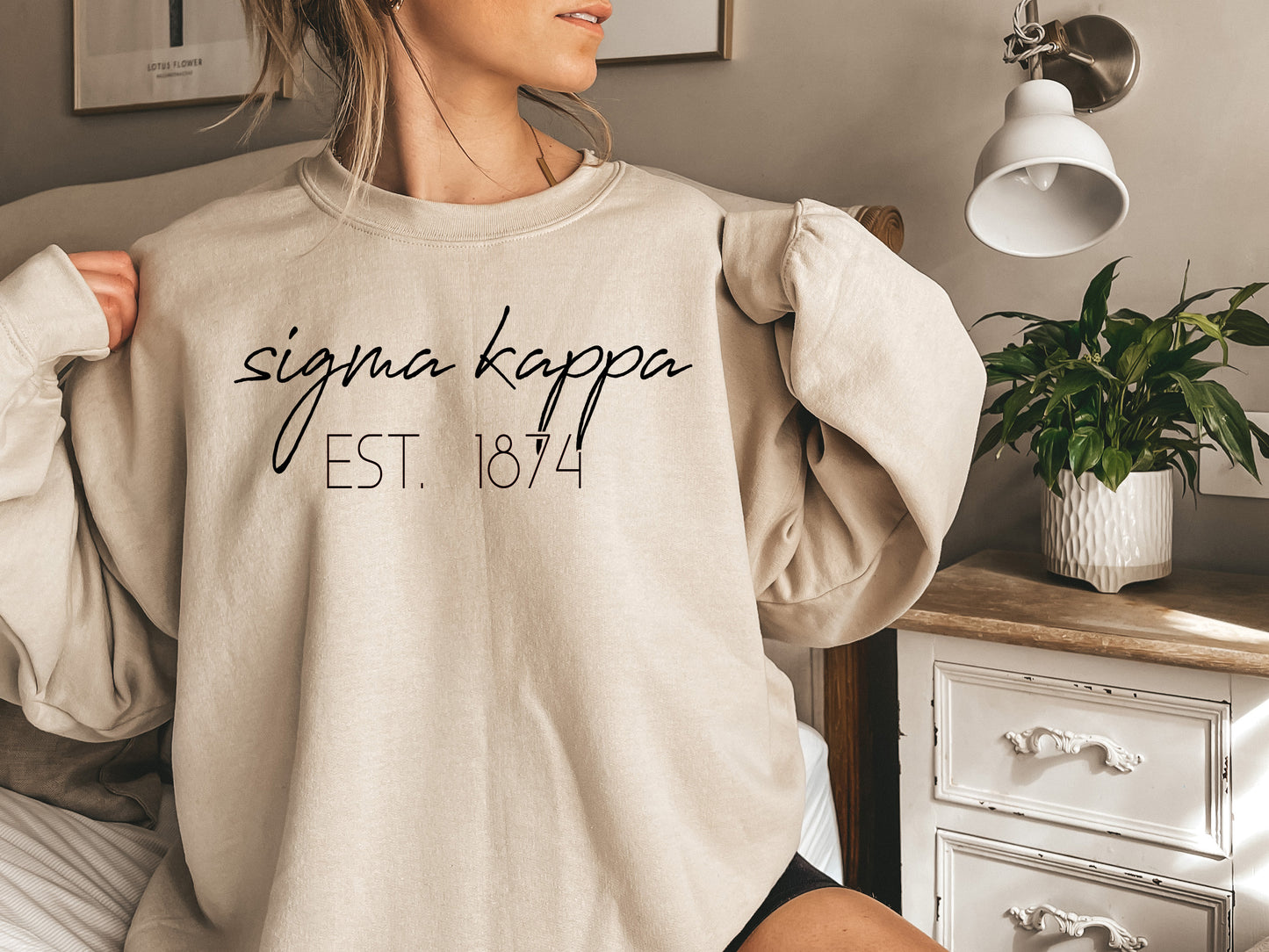 Sigma Kappa Black Calligraphy Sorority Sweatshirt _ 2339g