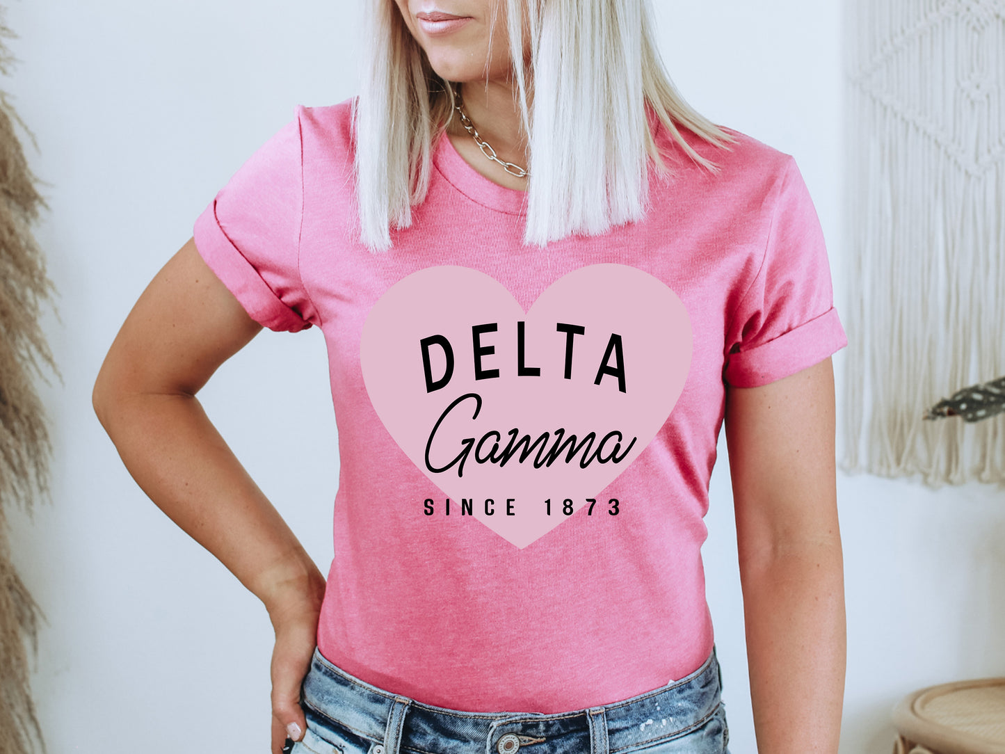 Delta Gamma Pretty in Pink Sorority T-shirt _ 451g