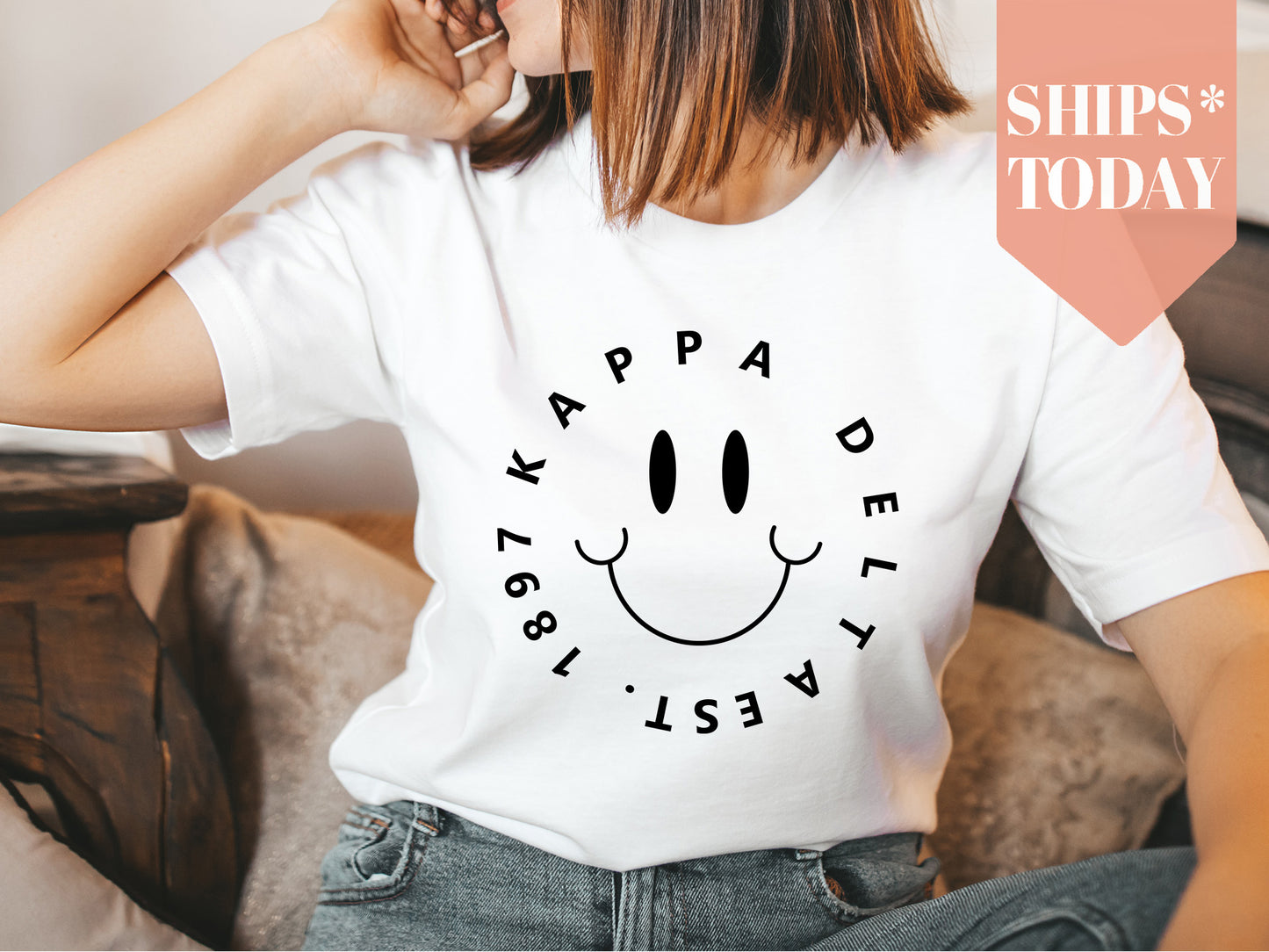 Kappa Delta Smiley Face Halo Sorority T-shirt _ 2515g