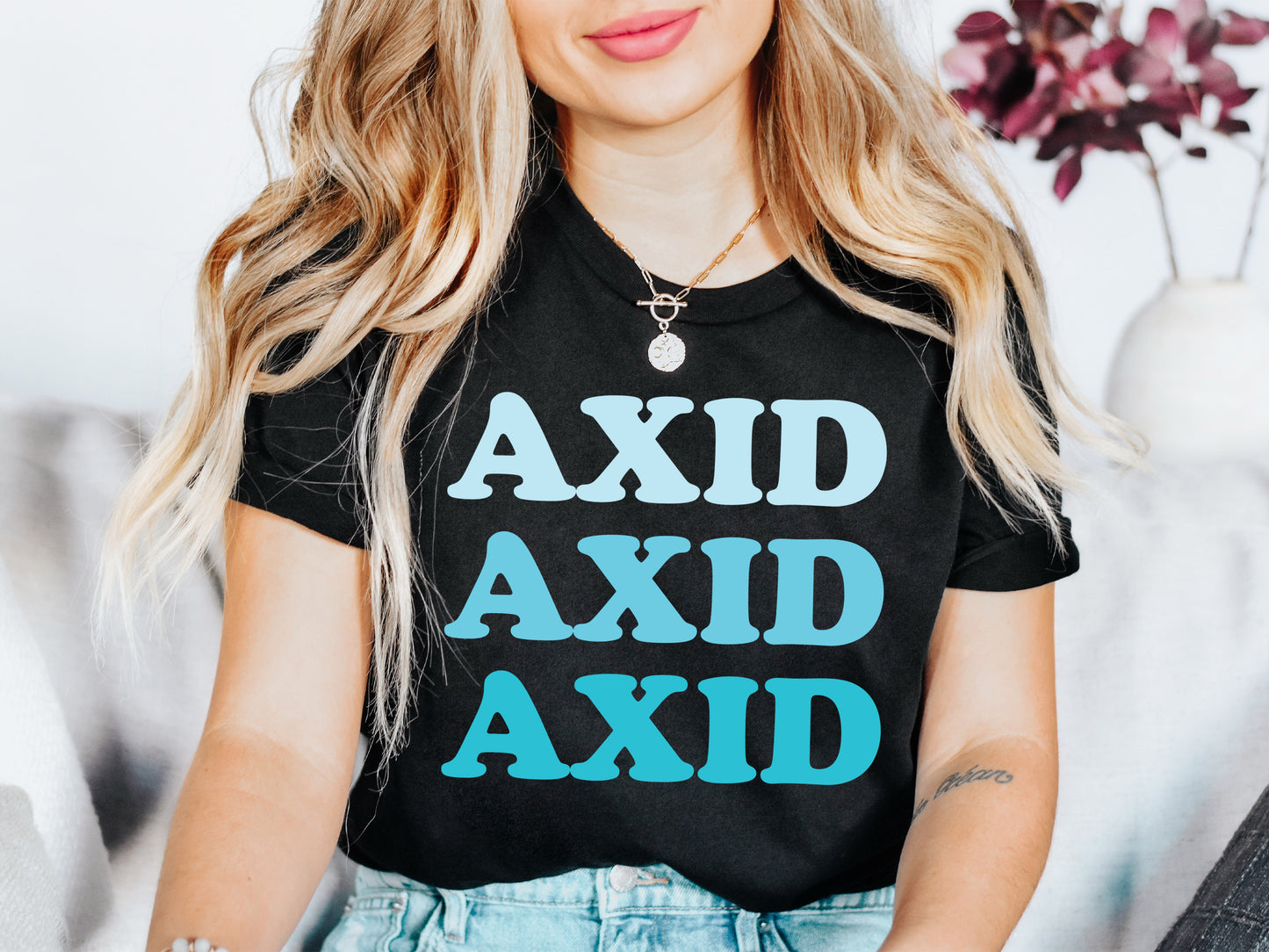 Alpha Xi Delta Touch of Blue Sorority T-shirt _ 2585g