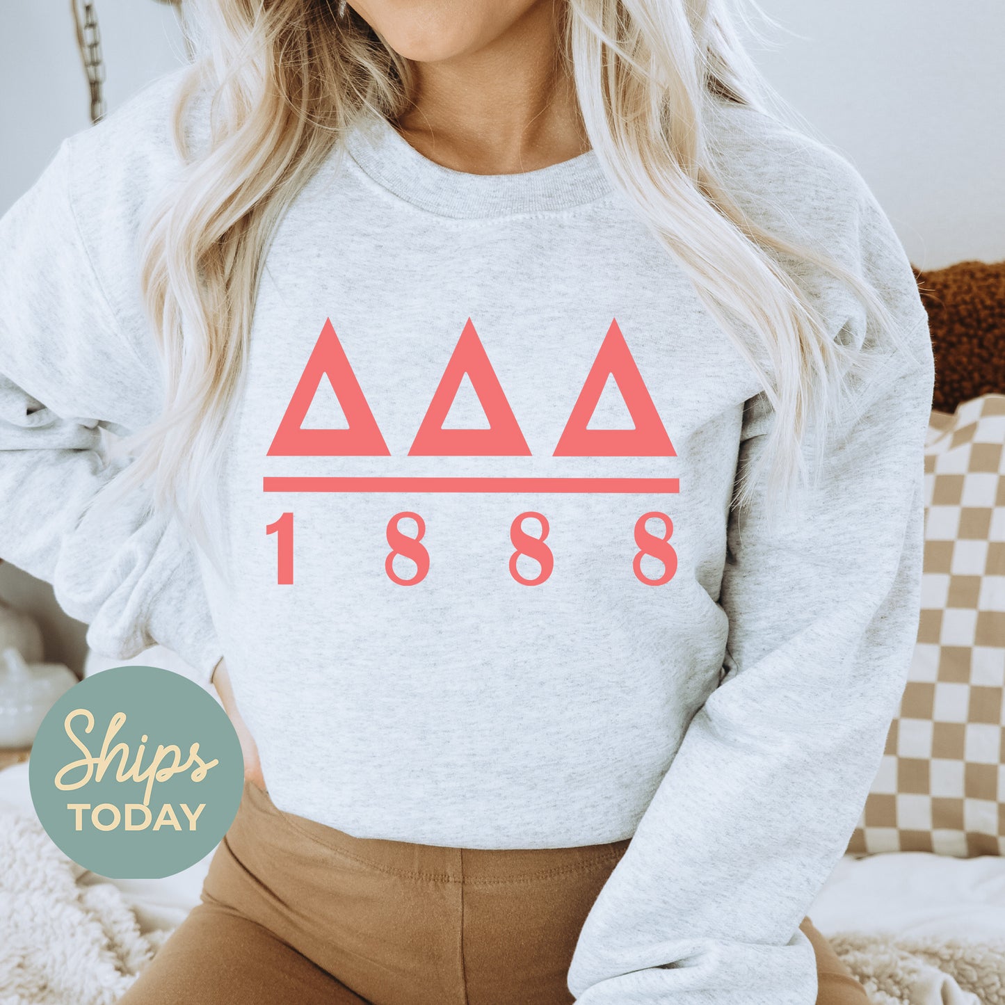 Delta Delta Delta Monochromatic Sorority Sweatshirt _ 30853g