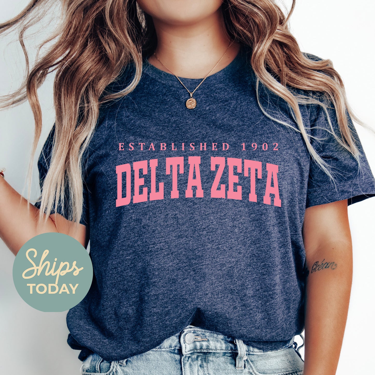 Delta Zeta Bold Letters Sorority T-shirt _ 35133g