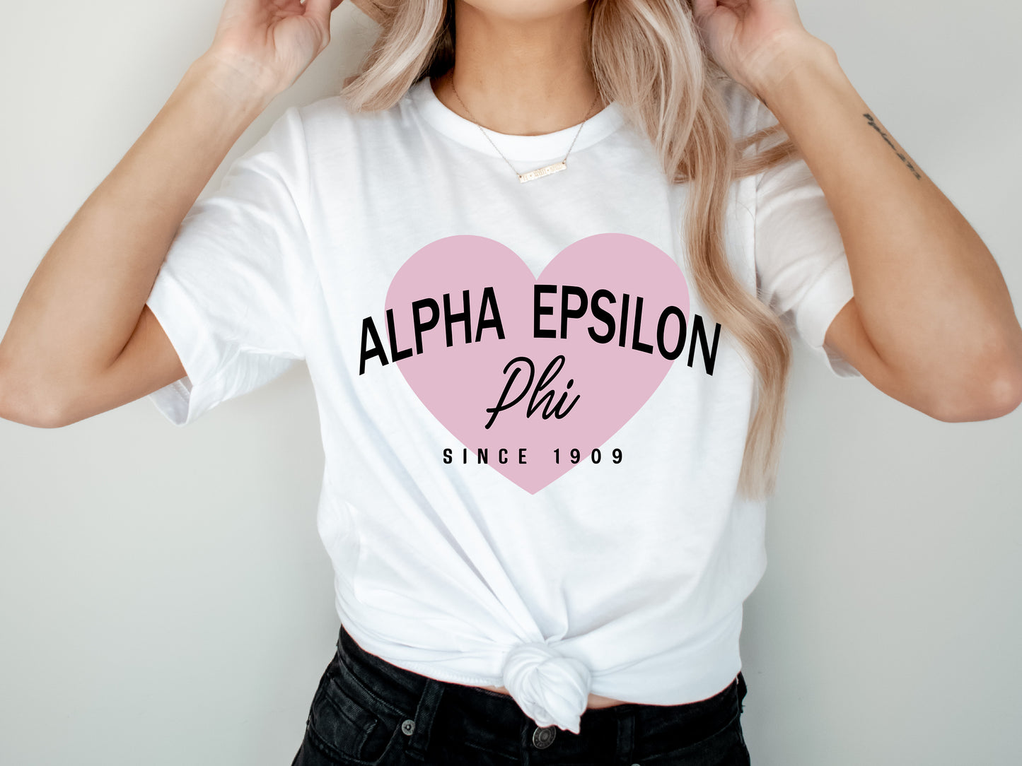 Alpha Epsilon Phi Pretty in Pink Sorority T-shirt _ 442g