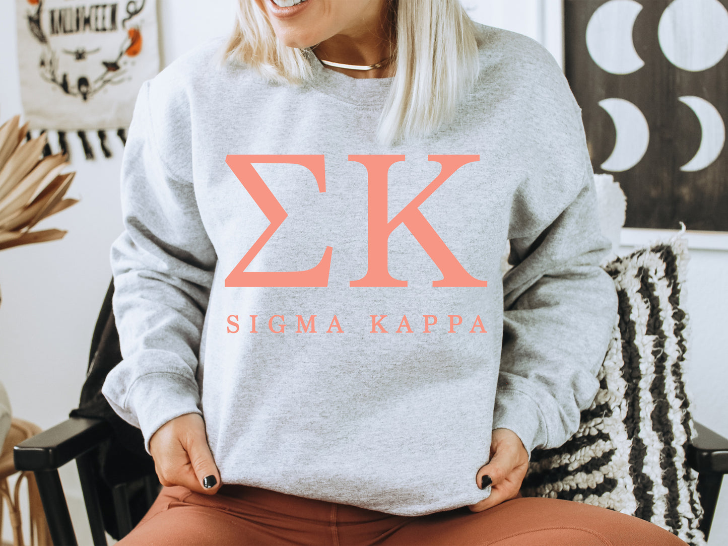 Sigma Kappa Pink Personality Sorority Sweatshirt _ 670g