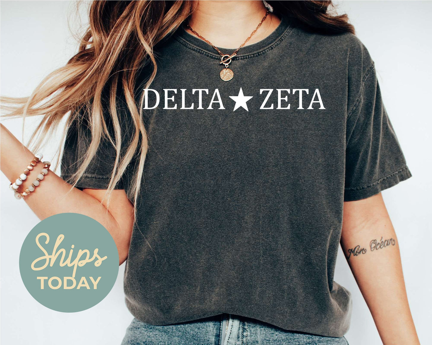 Delta Zeta White Star Sorority T-shirt _ 2199g