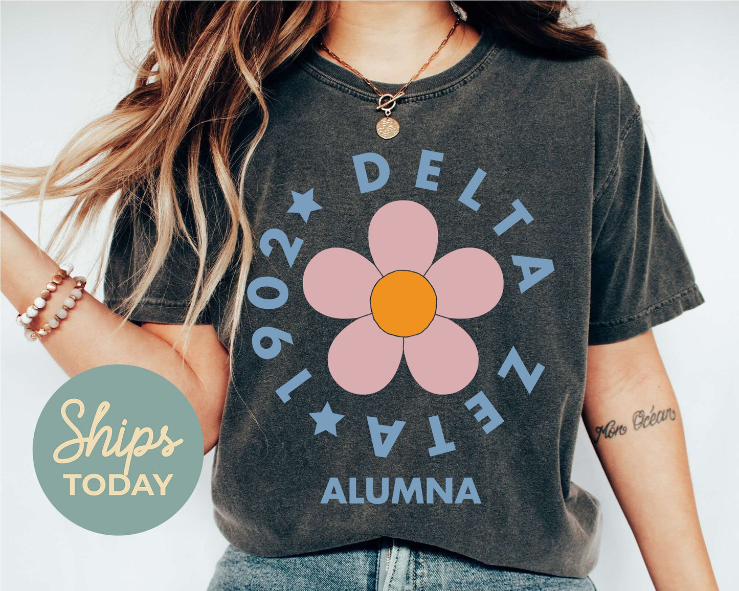 Delta Zeta Floral Alumna Sorority T-shirt _ 2564g