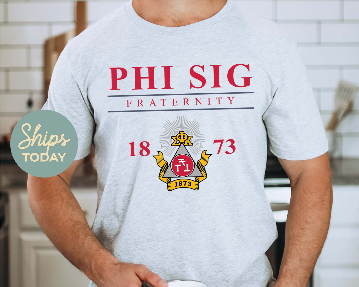 Phi Sigma Kappa Iconic Crest Fraternity T-shirt _ 31135g