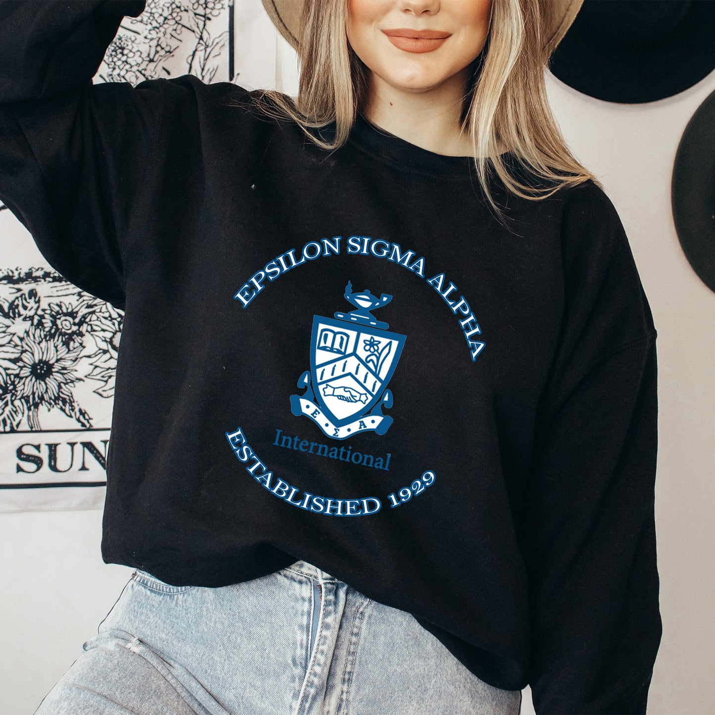 Epsilon Sigma Alpha Iconic Insignia COED Sweatshirt _ 35669g