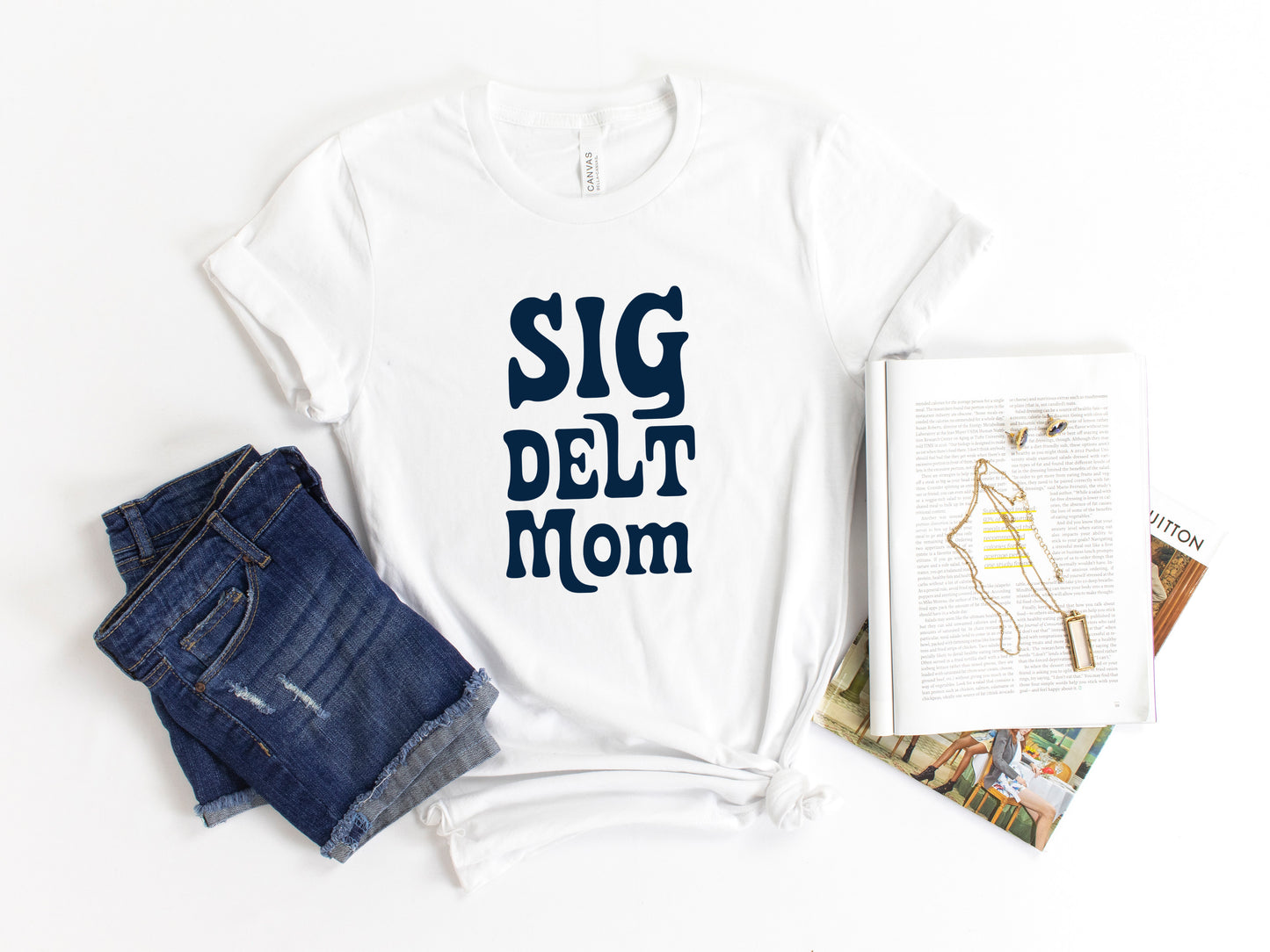 Sigma Delta Tau Got it from my Mom Sorority T-shirt _ 3092g