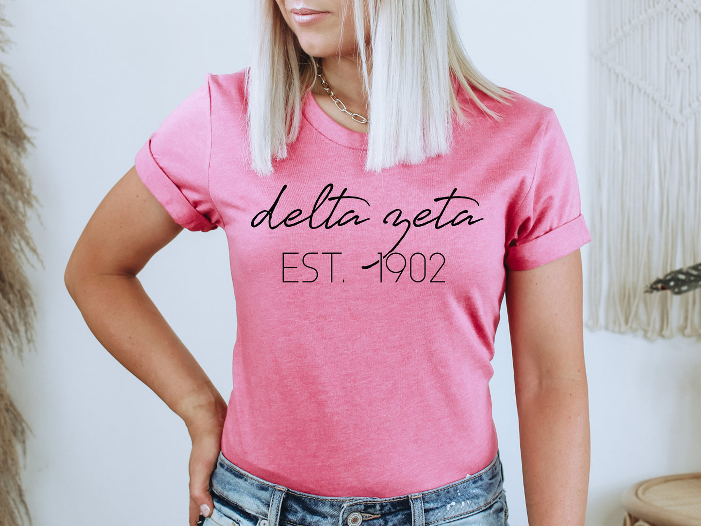 Delta Zeta Black Calligraphy Sorority T-shirt _ 2330g