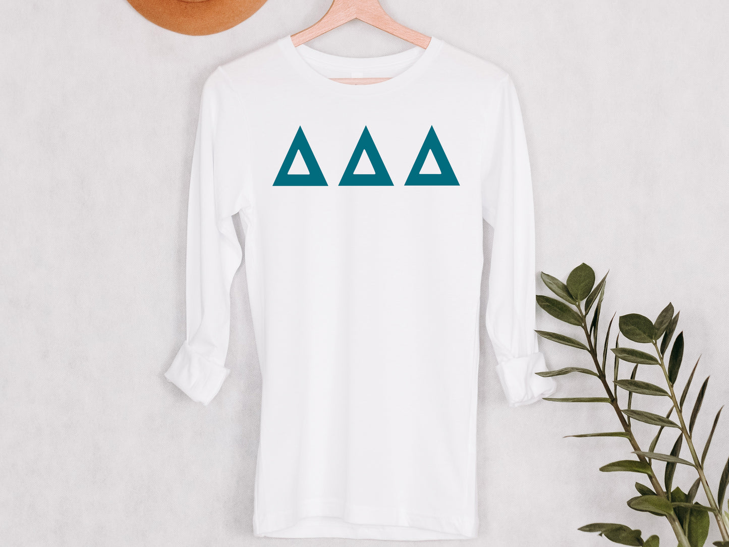 Delta Delta Delta Back to the Basics Sorority Long Sleeve T-shirt _ 632g