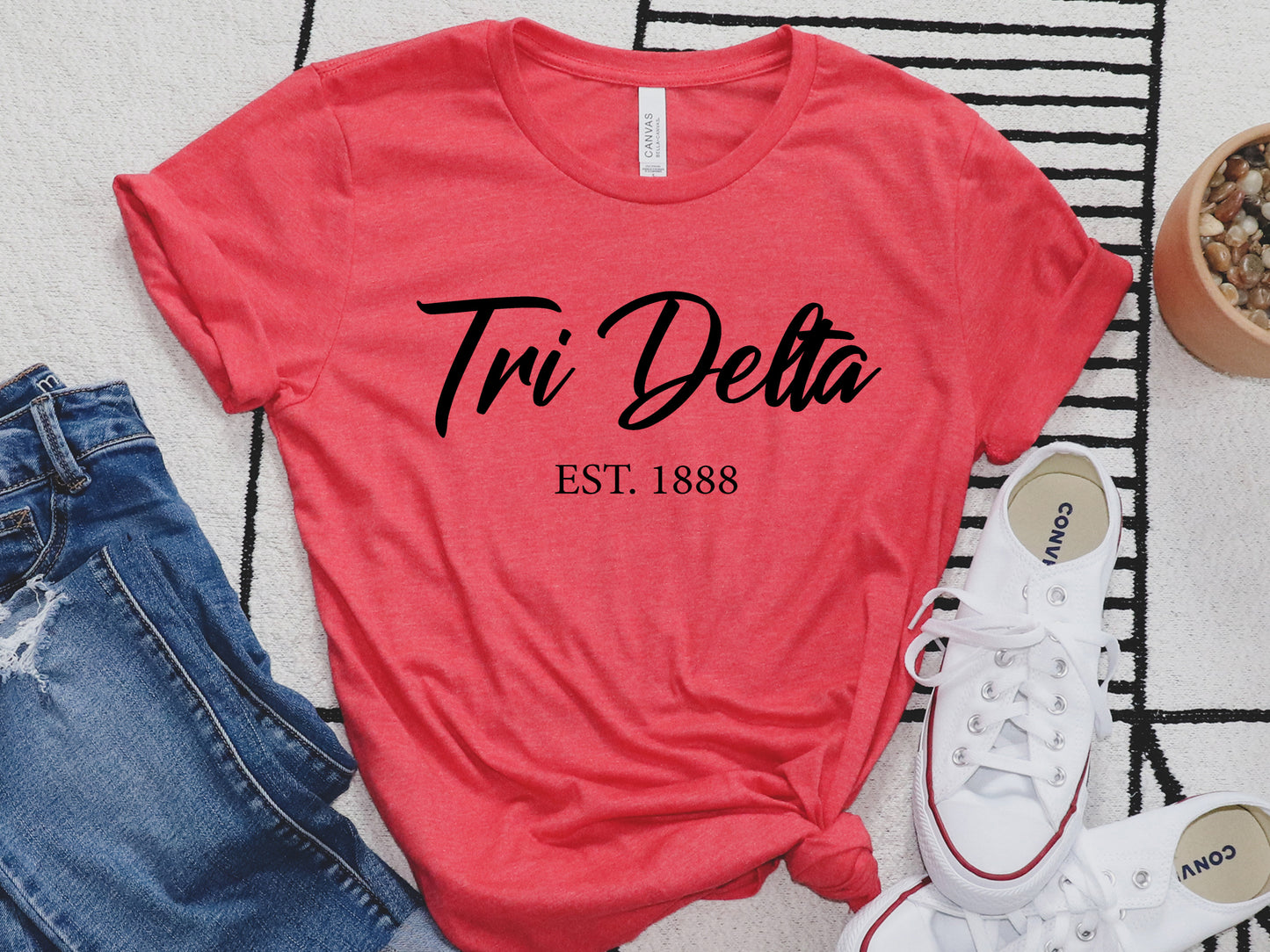 Delta Delta Delta Black Flowy Sorority T-shirt _ 87g