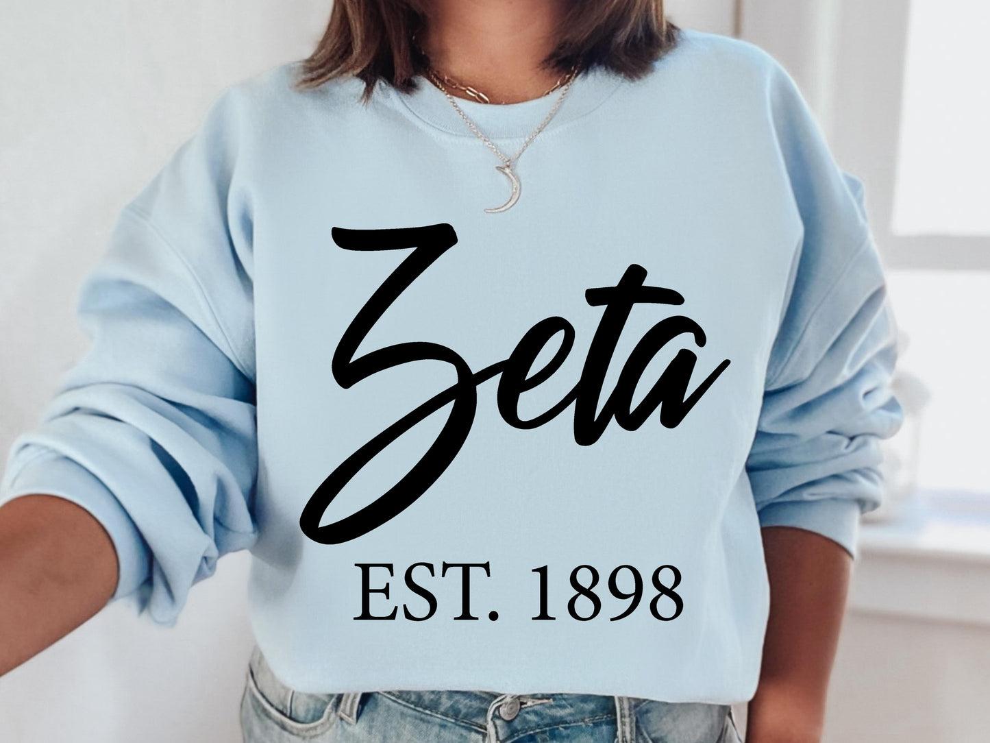 Zeta Tau Alpha Black Flowy Sorority Sweatshirt _ 102g