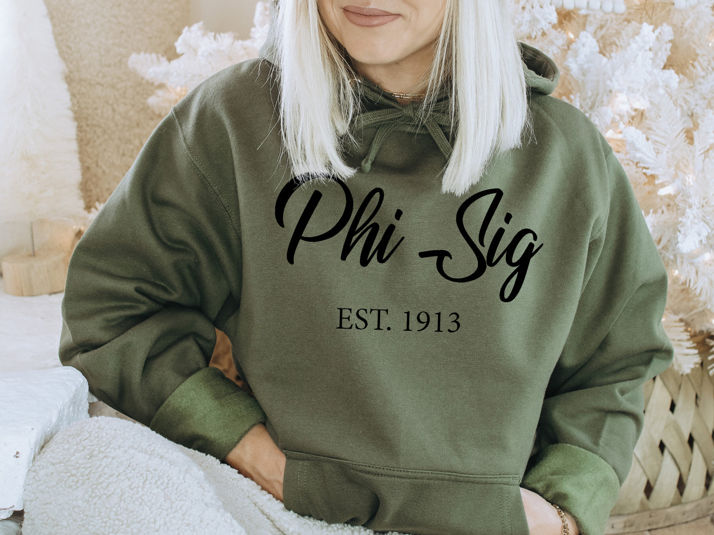 Phi Sigma Sigma Black Flowy Sorority Hoodie _ 96g