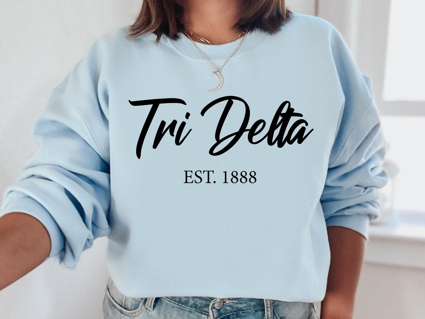 Delta Delta Delta Black Flowy Sorority Sweatshirt _ 87g