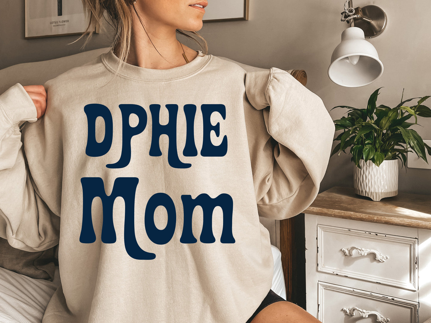 Delta Phi Epsilon Got it from my Mom Sorority Sweatshirt _ 3083g