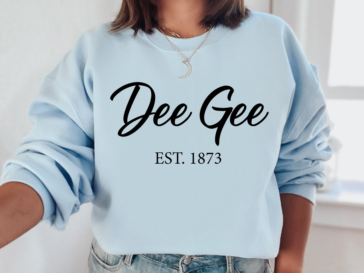 Delta Gamma Black Flowy Sorority Sweatshirt _ 88g
