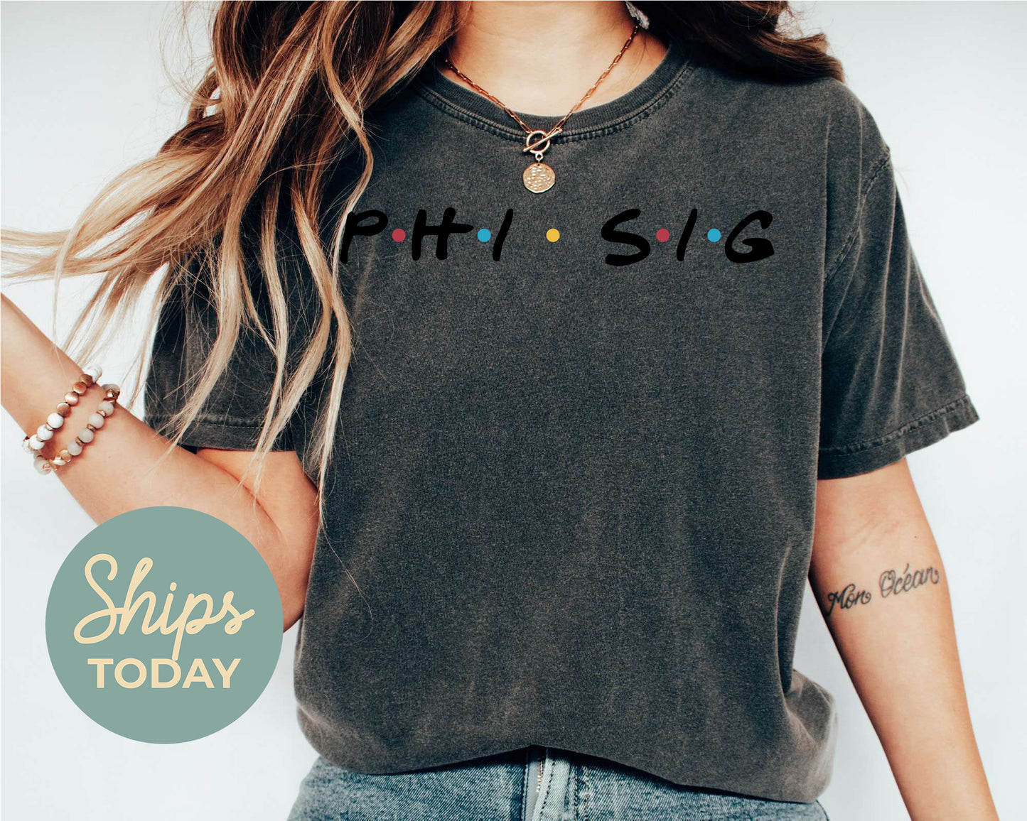 Phi Sigma Sigma Friends Frenzy Sorority T-shirt _ 30665g