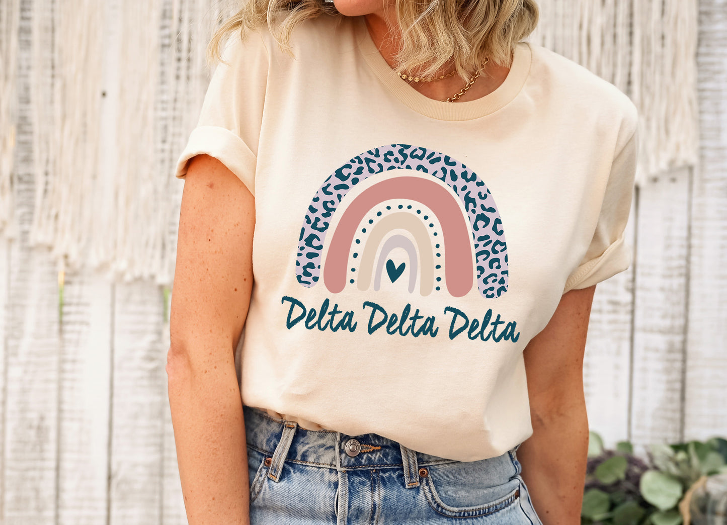 Delta Delta Delta Greek Rainbow Sorority T-shirt _ 2743g