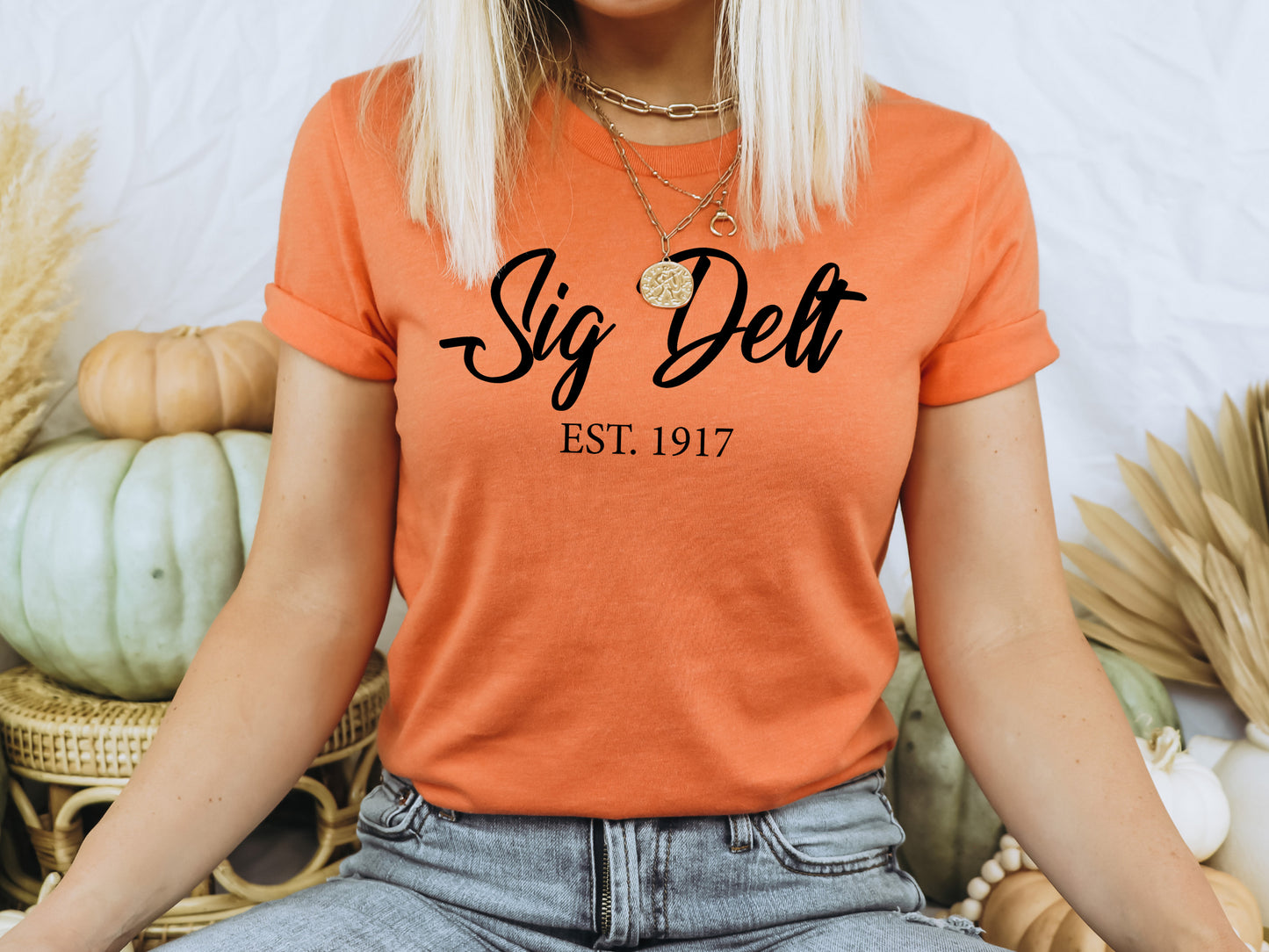 Sigma Delta Tau Black Flowy Sorority T-shirt _ 98g