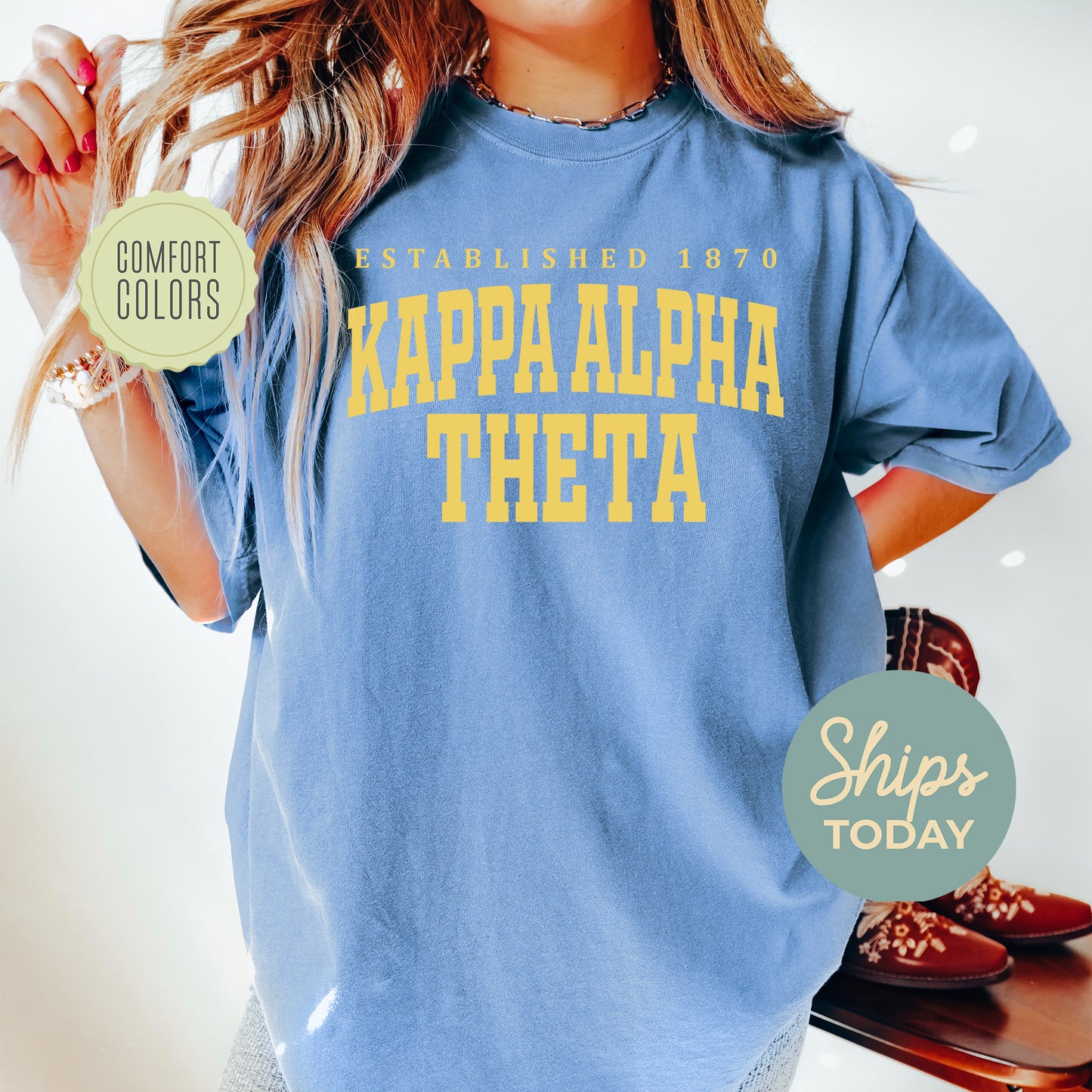 Kappa Alpha Theta Bold Letters Comfort Colors Sorority T-shirt _ 35135g