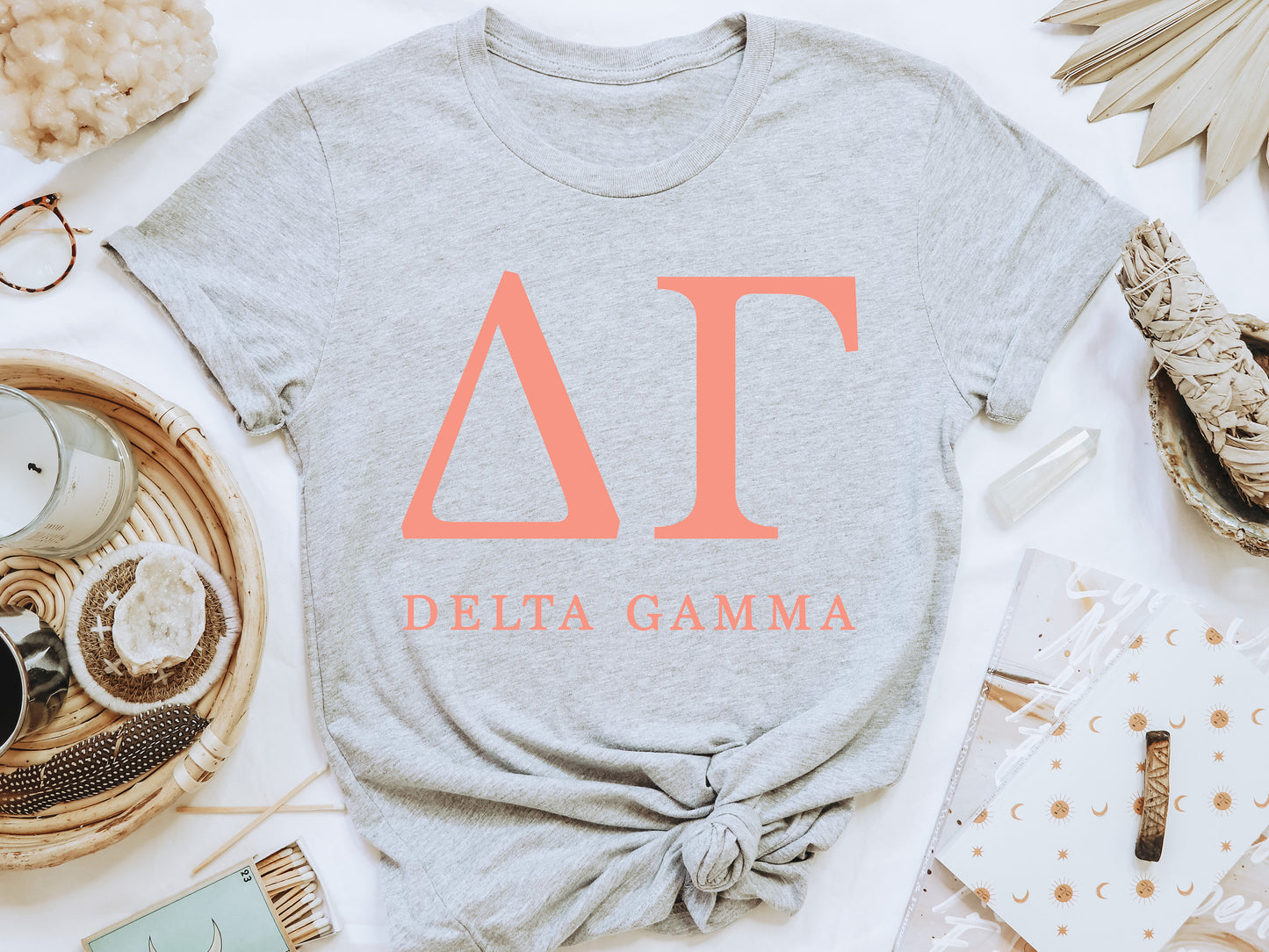 Delta Gamma Pink Personality Sorority T-shirt _ 659g
