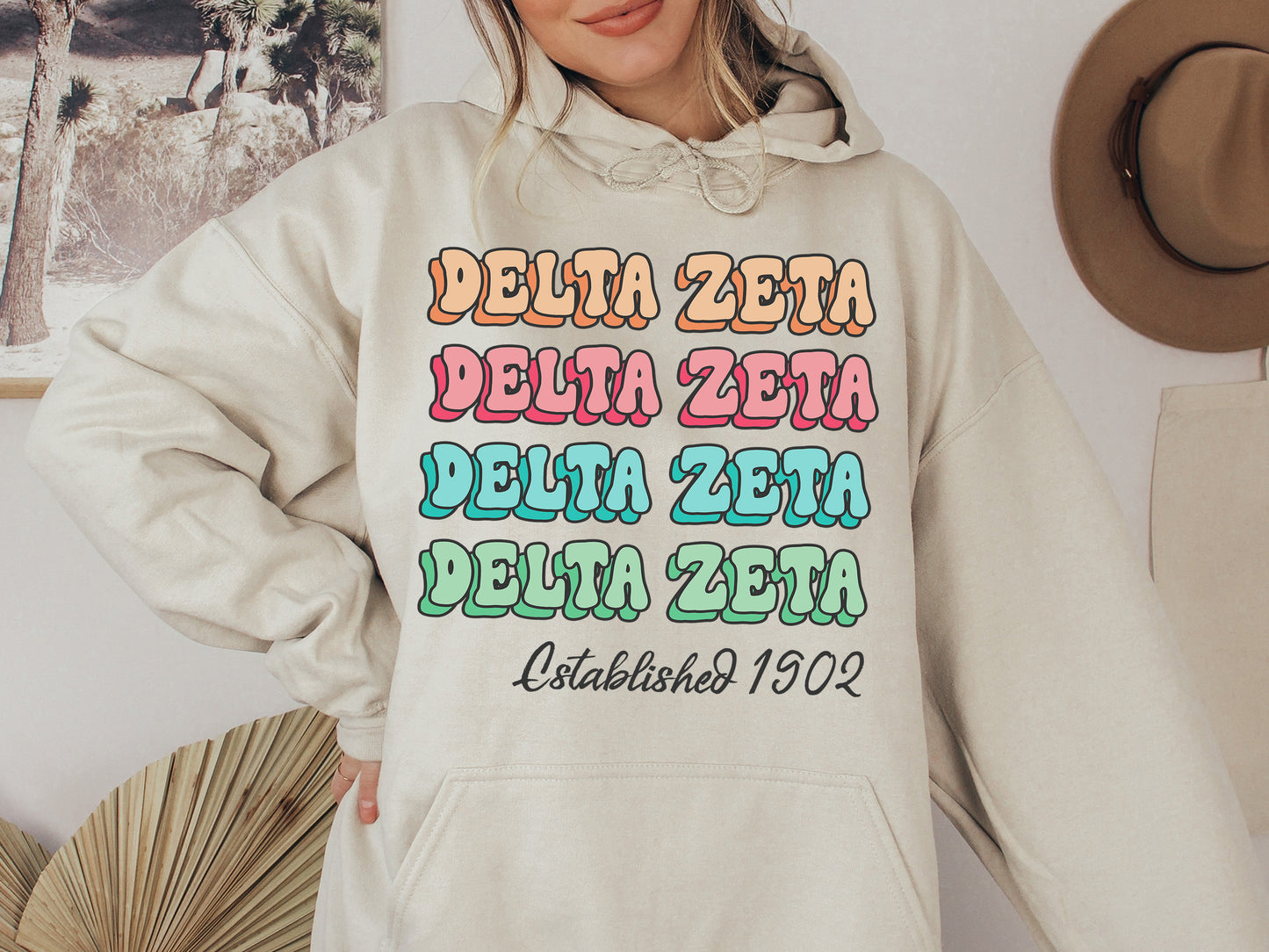 Delta Zeta Lucy Sorority Hoodie _ 271g