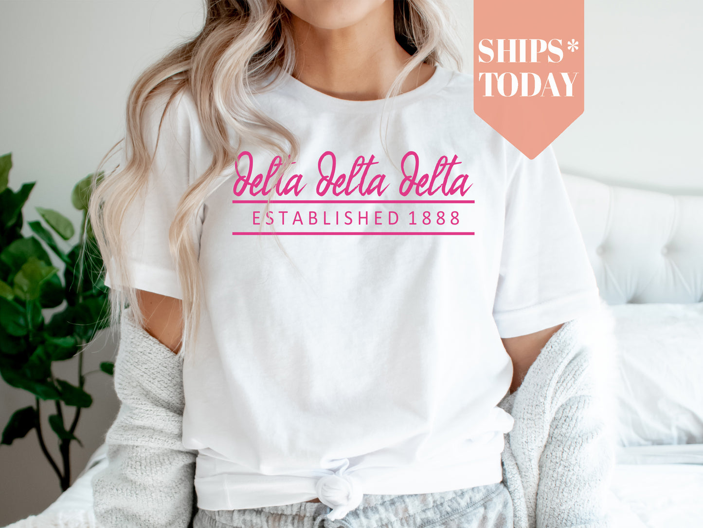 Delta Delta Delta All Pink Sorority T-shirt _ 762g