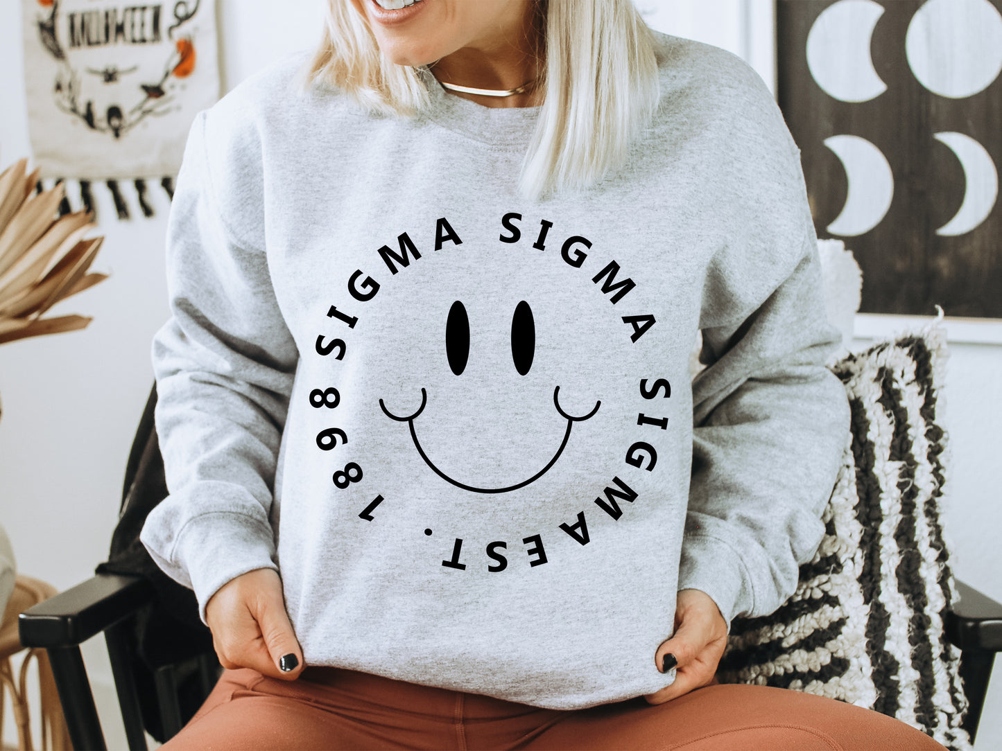 Sigma Kappa Smiley Face Halo Sorority Sweatshirt _ 2521g