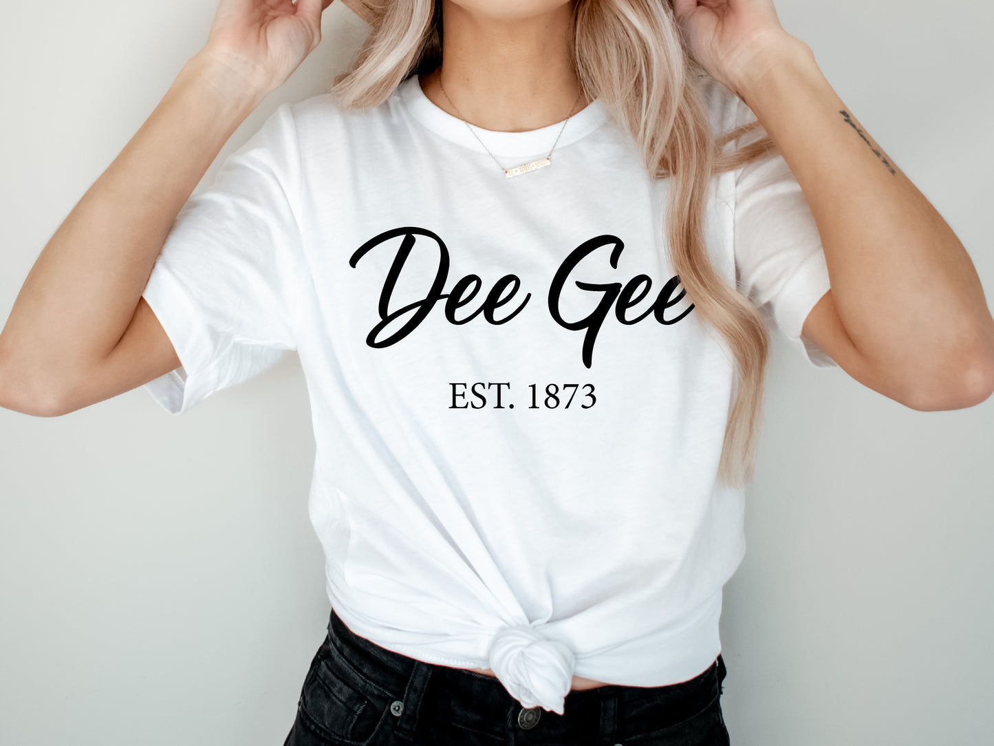 Delta Gamma Black Flowy Sorority T-shirt _ 88g