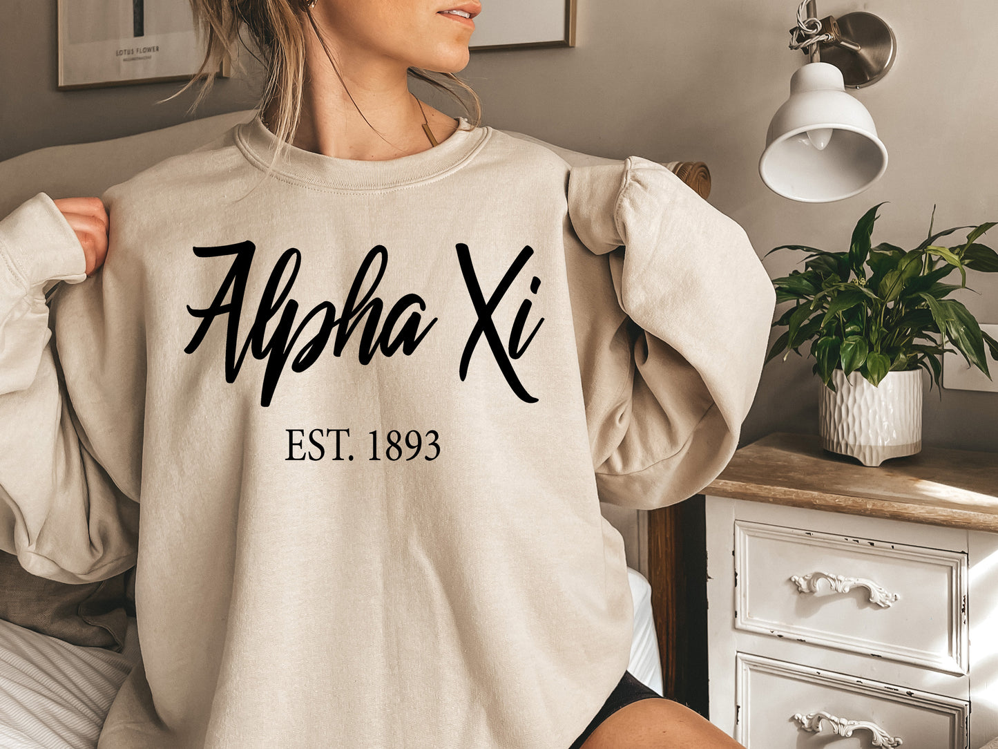 Alpha Xi Delta Black Flowy Sorority Sweatshirt _ 85g