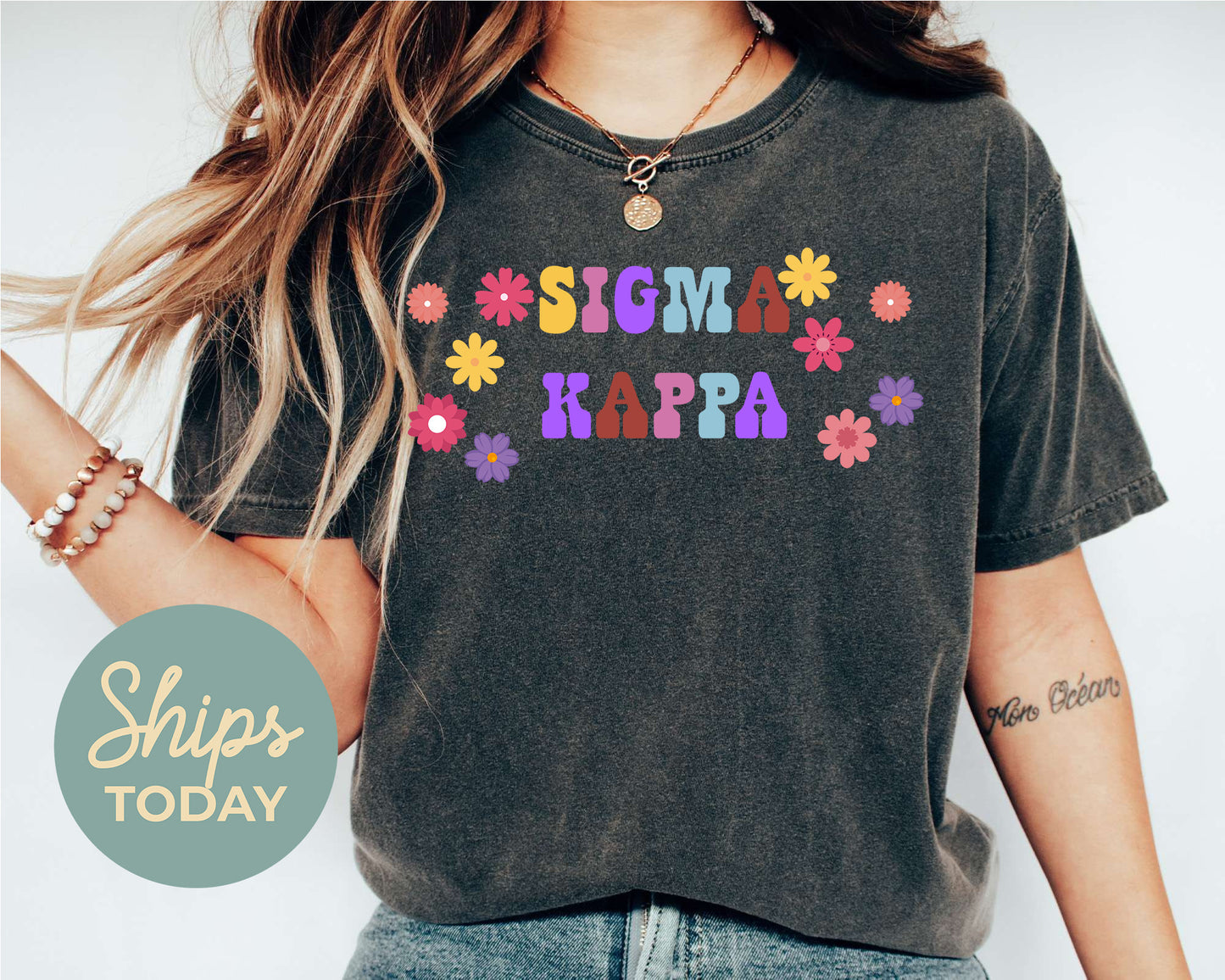 Sigma Kappa Splash of Color Sorority T-shirt _ 3197g