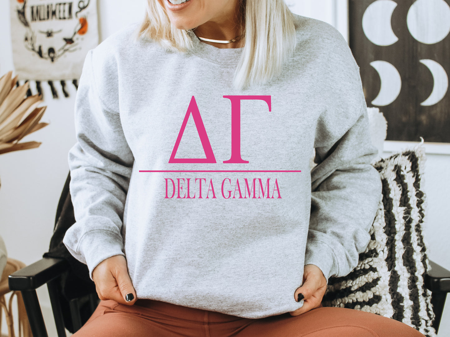 Delta Gamma Loud Letters Sorority Sweatshirt _ 477g