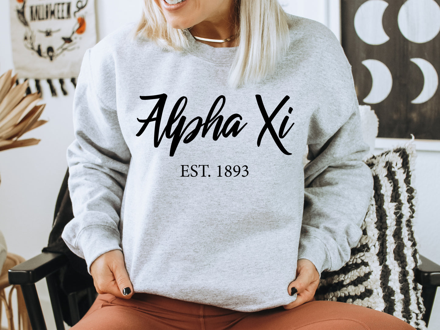 Alpha Xi Delta Black Flowy Sorority Sweatshirt _ 85g