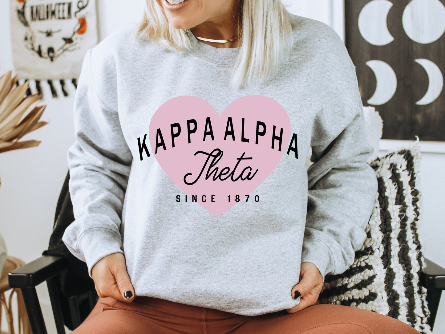 Kappa Alpha Theta Pretty in Pink Sorority Sweatshirt _ 455g