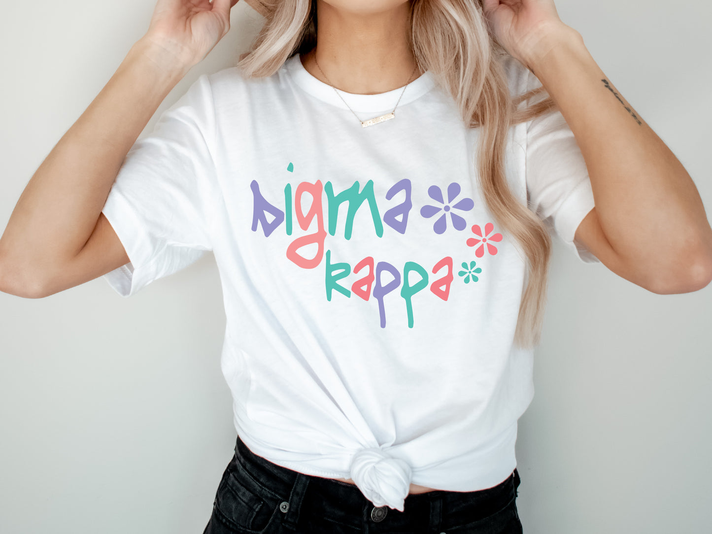 Sigma Kappa Colorful Floral Sorority T-shirt _ 2625g